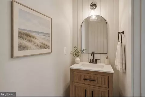 Entry Way - 1032 Wiers Rd, Edgewater, MD 21037 photo 5 of 5