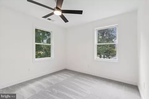 Bedroom - 448 River Rd, Arnold, MD 21012 photo 2 of 2