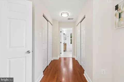 Entry Way - 448 River Rd, Arnold, MD 21012 photo 1 of 1