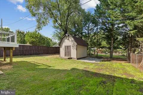 Exterior - 448 River Rd, Arnold, MD 21012 photo 3 of 5