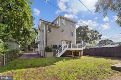 Exterior - 448 River Rd, Arnold, MD 21012 photo 4 of 5