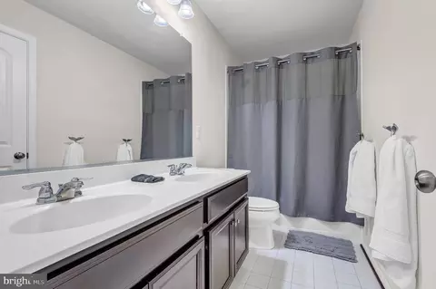 Bath - 903 Whitstable Blvd, Arnold, MD 21012 photo 2 of 3