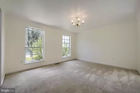 Living - 143 Bragg Blvd, Odenton, MD 21113 photo 4 of 11