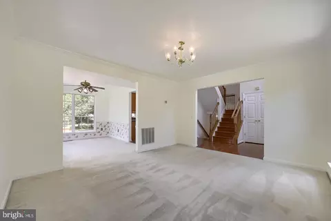 Living - 143 Bragg Blvd, Odenton, MD 21113 photo 3 of 11