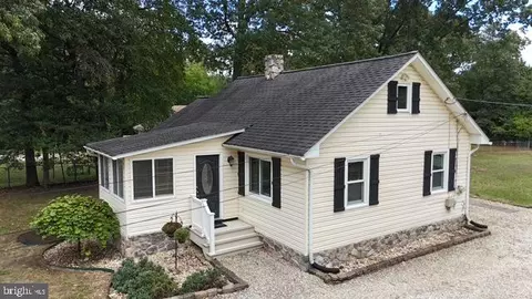 Exterior - 319 Dorchester Road Rd, Pasadena, MD 21122 photo 8 of 8