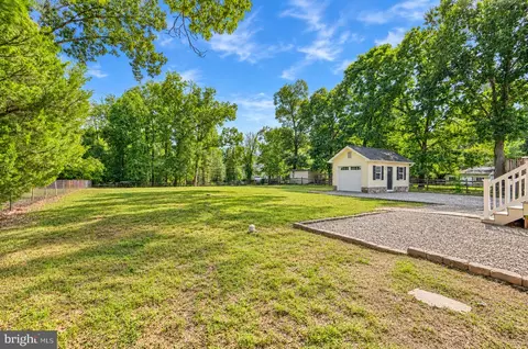 Exterior - 319 Dorchester Road Rd, Pasadena, MD 21122 photo 3 of 8