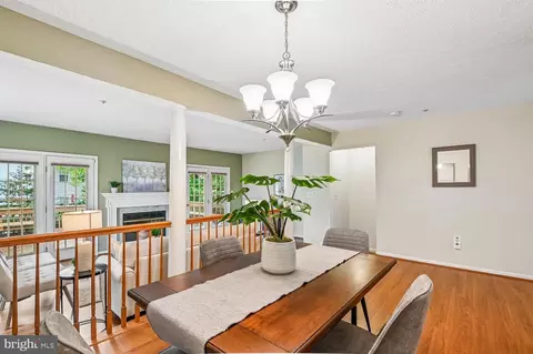 Dining - 2610 Worrell Ct, Crofton, MD 21114 photo 3 of 3