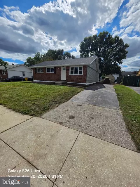 909 Genine Dr, Glen Burnie, MD 21060