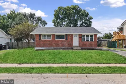909 Genine Dr, Glen Burnie, MD 21060