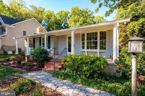 Exterior - 416 Walnut Dr, Annapolis, MD 21403 photo 2 of 12