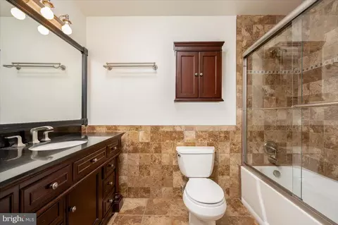 Bath - 416 Walnut Dr, Annapolis, MD 21403 photo 1 of 3