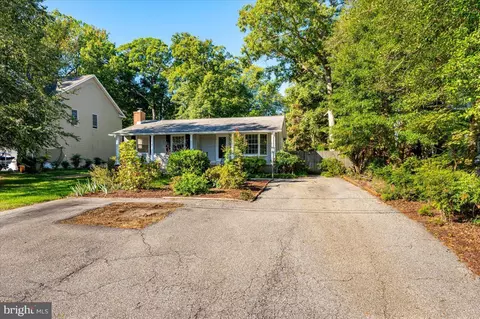 Exterior - 416 Walnut Dr, Annapolis, MD 21403 photo 3 of 12