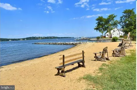 946 Shore Acres Rd, Arnold, MD 21012
