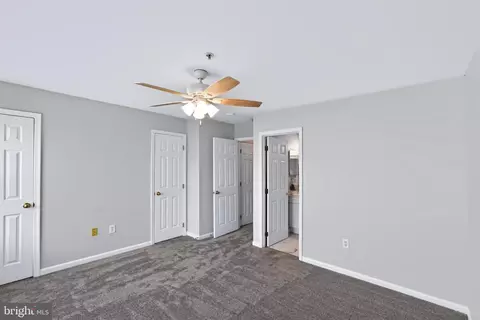 Bedroom - 8635 Willow Leaf Ln, Odenton, MD 21113 photo 3 of 4