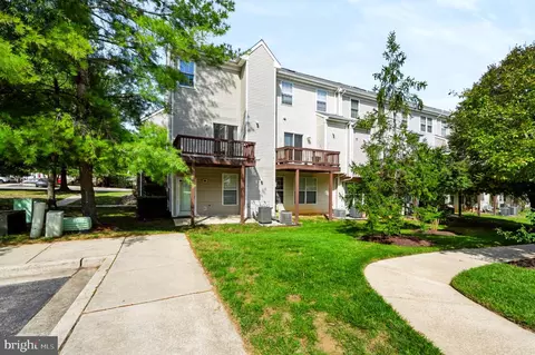 Exterior - 8635 Willow Leaf Ln, Odenton, MD 21113 photo 5 of 5