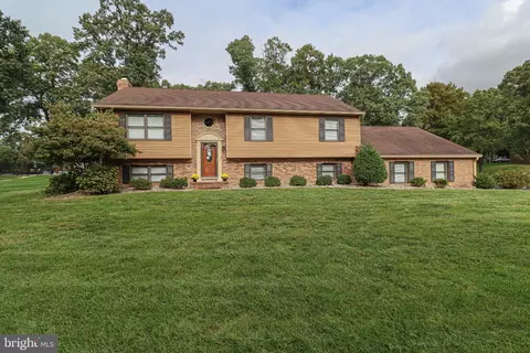 7796 Poplar Grove Rd, Severn, MD 21144