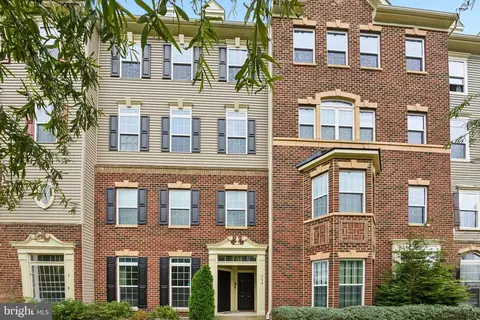 364 Chessington Dr, Odenton, MD 21113