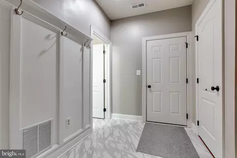 Entry Way - 2248 Brimstone Pl, Hanover, MD 21076 photo 4 of 6