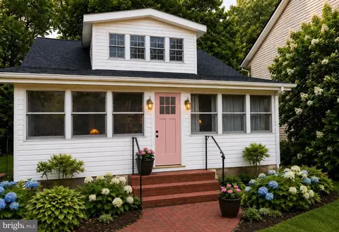 206 Linden Ave, Edgewater, MD 21037