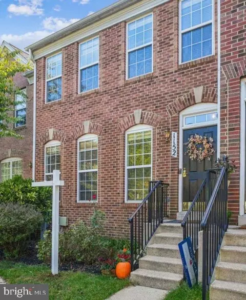 1152 August Dr, Annapolis, MD 21403