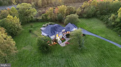 350 E Bay Front Rd, Deale, MD 20751