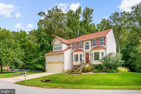 613 Lavender Ct, West River, MD 20778