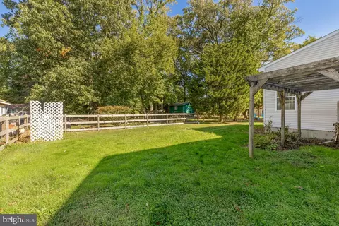 Exterior - 1244 Pine Ave, Shady Side, MD 20764 photo 9 of 16