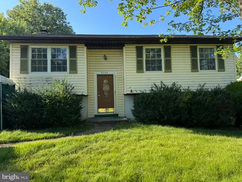 8242 Ahearn Rd, Millersville, MD 21108