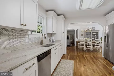 Kitchen - 6400 Meadowlark Dr, Dunkirk, MD 20754 photo 1 of 4