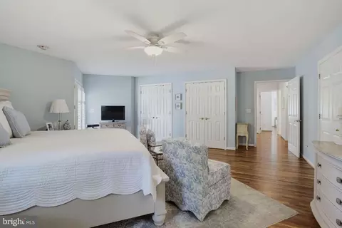 Bedroom - 6400 Meadowlark Dr, Dunkirk, MD 20754 photo 3 of 8