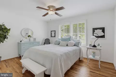 Bedroom - 6400 Meadowlark Dr, Dunkirk, MD 20754 photo 4 of 8