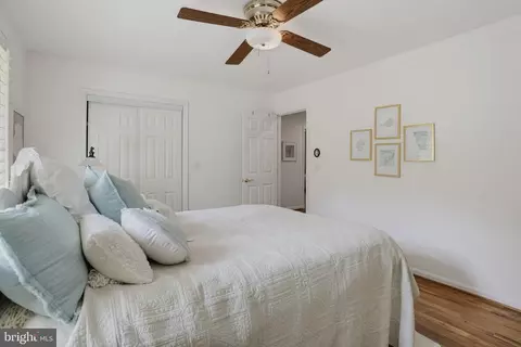 Bedroom - 6400 Meadowlark Dr, Dunkirk, MD 20754 photo 5 of 8