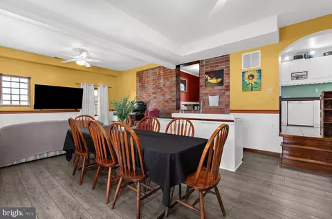 Dining - 545 Forest View Rd, Linthicum Heights, MD 21090 photo 3 of 3