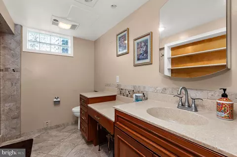 Bath - 545 Forest View Rd, Linthicum Heights, MD 21090 photo 4 of 4
