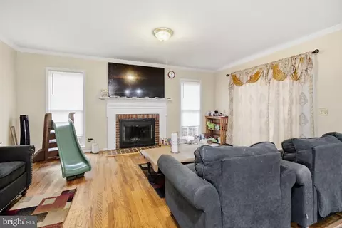 Living - 3522 Forest Haven Dr, Laurel, MD 20724 photo 2 of 2