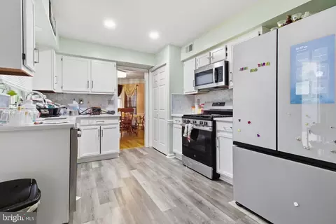Entry Way - 3522 Forest Haven Dr, Laurel, MD 20724 photo 7 of 10