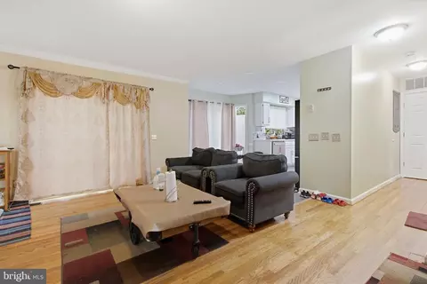 Entry Way - 3522 Forest Haven Dr, Laurel, MD 20724 photo 6 of 10