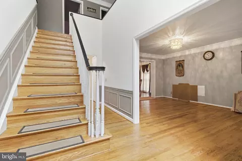 Entry Way - 3522 Forest Haven Dr, Laurel, MD 20724 photo 2 of 10