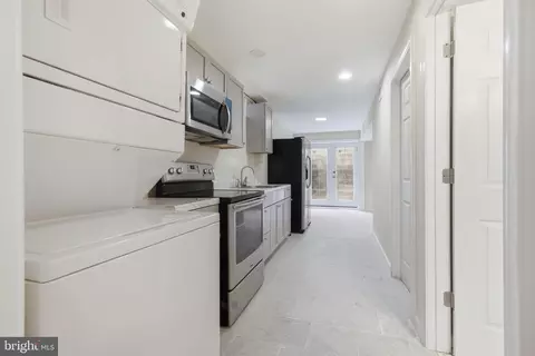 Entry Way - 3522 Forest Haven Dr, Laurel, MD 20724 photo 10 of 10