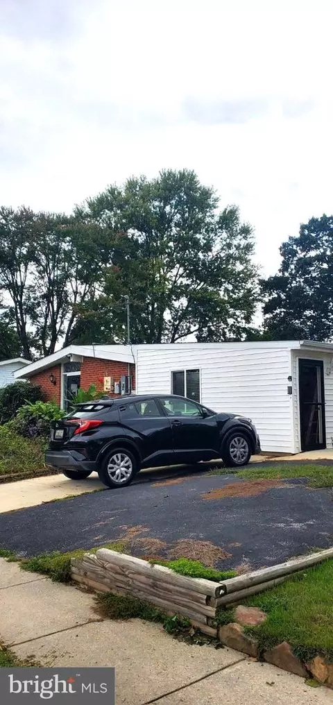 237 Saint James Dr, Glen Burnie, MD 21061