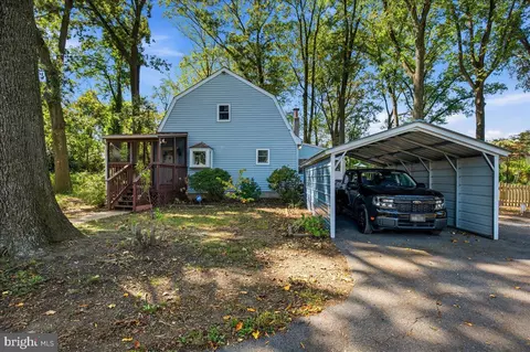 1001 Sundown Rd, Glen Burnie, MD 21061