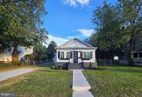 235 Carvel Rd, Pasadena, MD 21122 photo 3