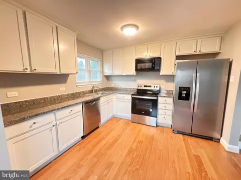 Kitchen - 1952 Forest Dr, Annapolis, MD 21401 photo 1 of 1