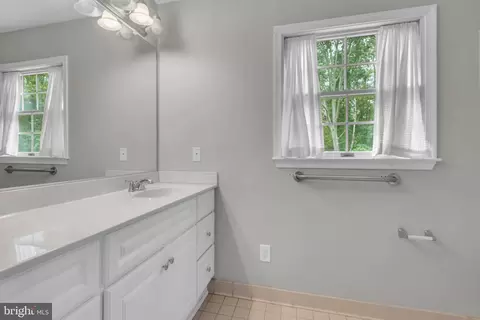 Bath - 2676 Compass Dr, Annapolis, MD 21401 photo 2 of 2