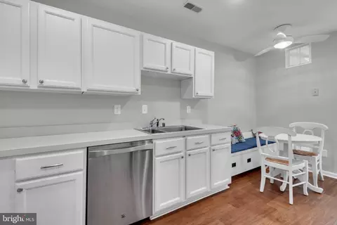 Kitchen - 2676 Compass Dr, Annapolis, MD 21401 photo 4 of 4