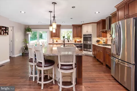 Kitchen - 1138 Valley Dr, Pasadena, MD 21122 photo 6 of 6