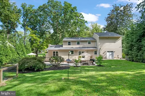 Exterior - 1138 Valley Dr, Pasadena, MD 21122 photo 18 of 26