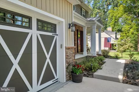 Exterior - 1138 Valley Dr, Pasadena, MD 21122 photo 19 of 26