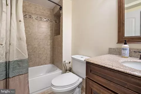 Bath - 1138 Valley Dr, Pasadena, MD 21122 photo 6 of 6