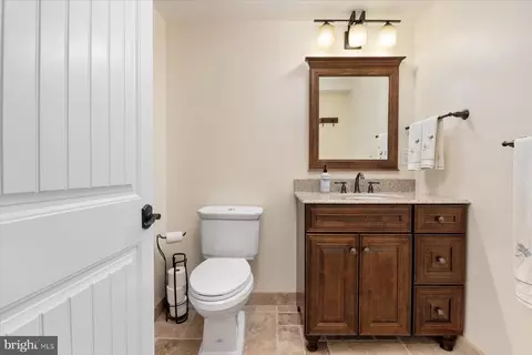 Bath - 1138 Valley Dr, Pasadena, MD 21122 photo 5 of 6